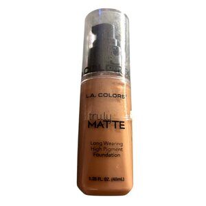 L.A. COLORS Truly Matte Foundation long wearing high pigment Deep Tan CLM361 New